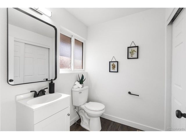 820 Explorador Calle, Denver, CO 80229