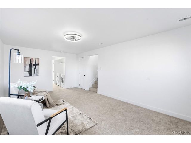 820 Explorador Calle, Denver, CO 80229