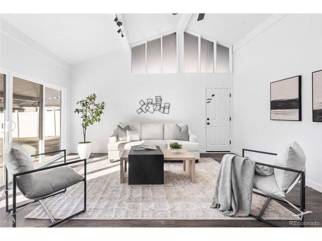 820 Explorador Calle, Denver, CO 80229