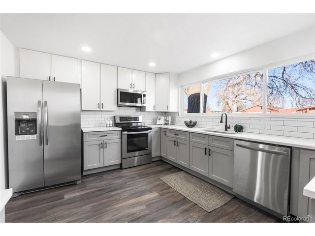 820 Explorador Calle, Denver, CO 80229