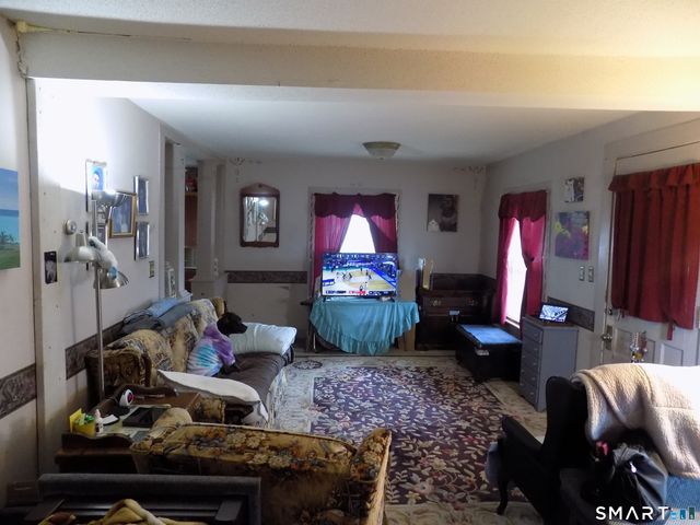 106 Bohemia Street, Plainville, CT 06062