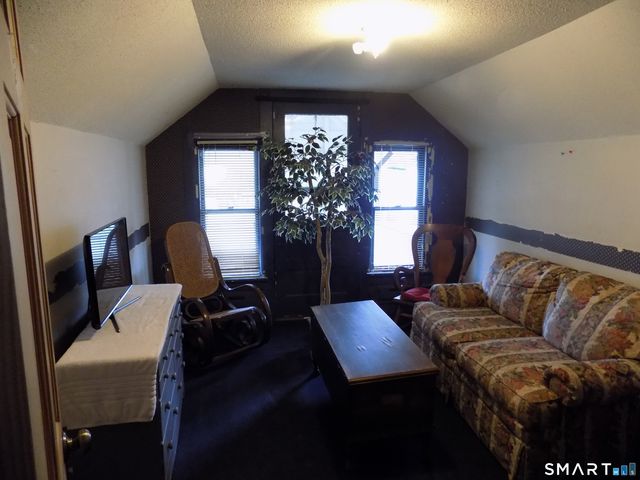 106 Bohemia Street, Plainville, CT 06062