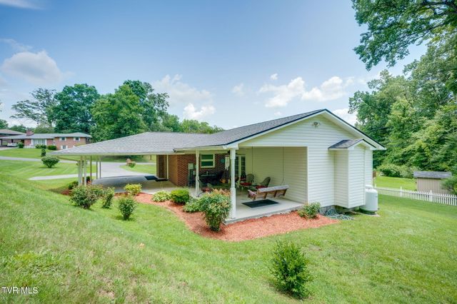 912 Spring Valley Drive, Kingsport, TN 37660