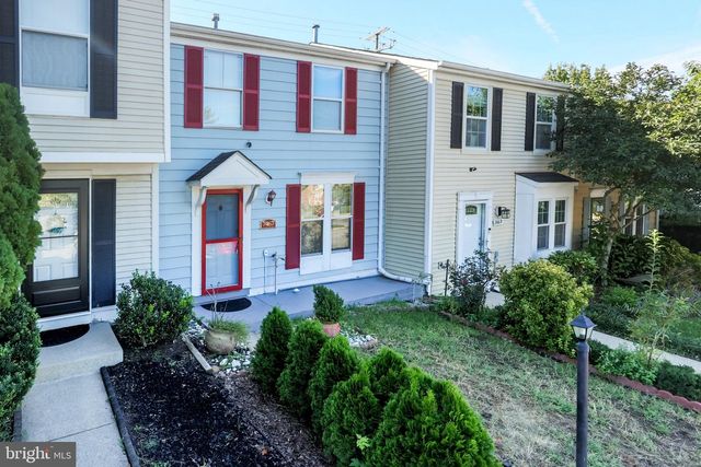 7467 LONE STAR RD, Lorton, VA 22079