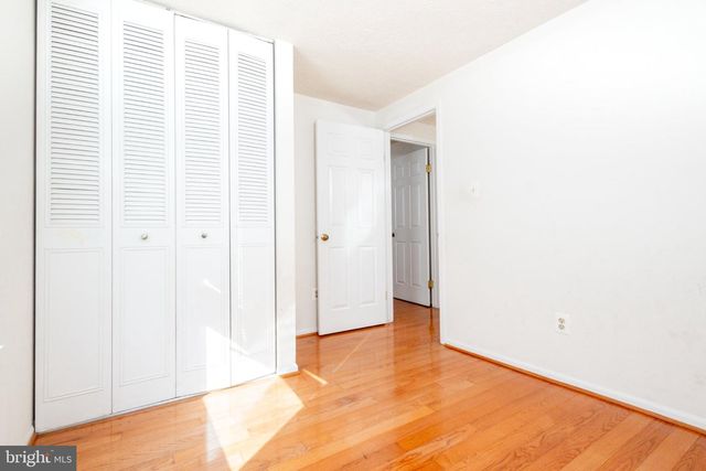 7467 LONE STAR RD, Lorton, VA 22079