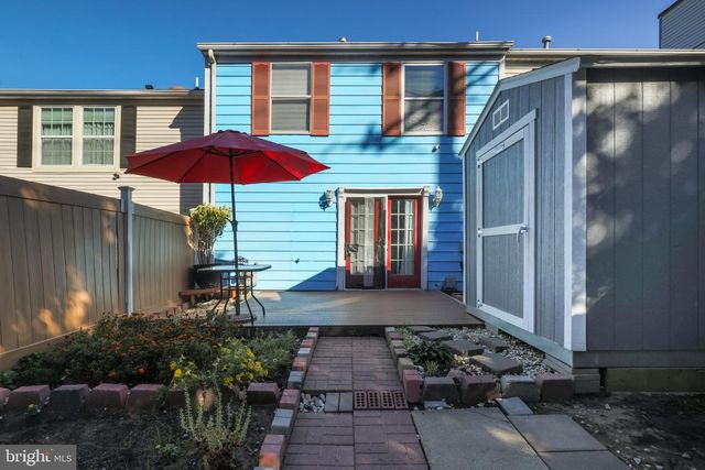 7467 LONE STAR RD, Lorton, VA 22079