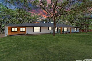 17207 Sugar Crest, San Antonio, TX 78232