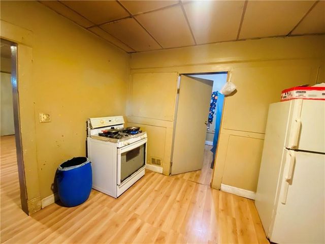 1216 Bunker Avenue, Kansas City, KS 66102