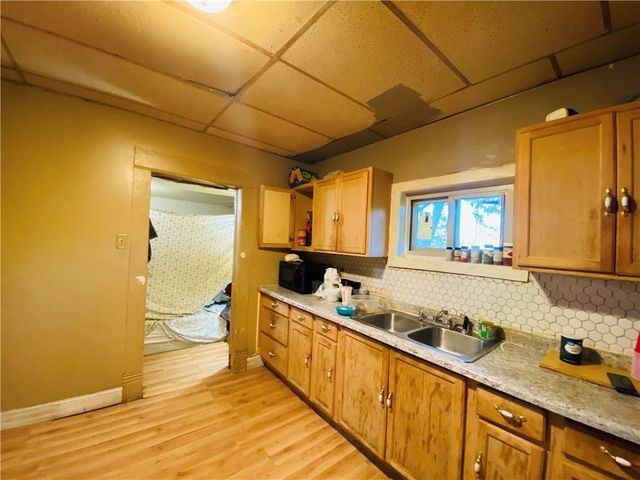 1216 Bunker Avenue, Kansas City, KS 66102