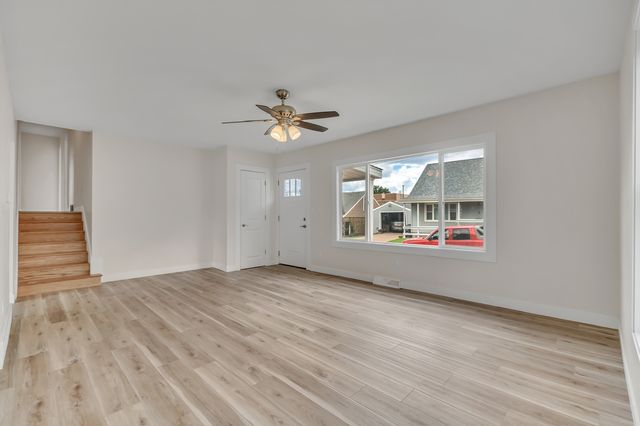 4 Riverview Lane, Bettendorf, IA 52722
