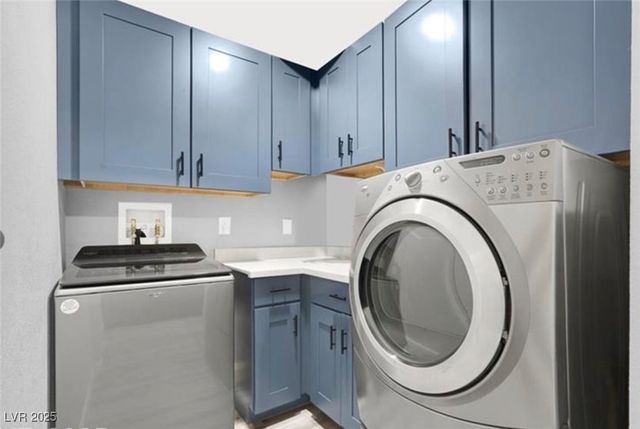 2408 Dove Valley Court, Las Vegas, NV 89134