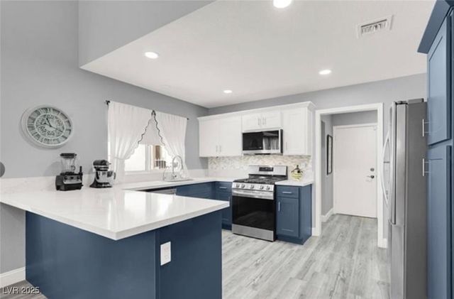 2408 Dove Valley Court, Las Vegas, NV 89134