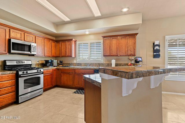 6310 FRANKLIN CREST Drive, El Paso, TX 79912