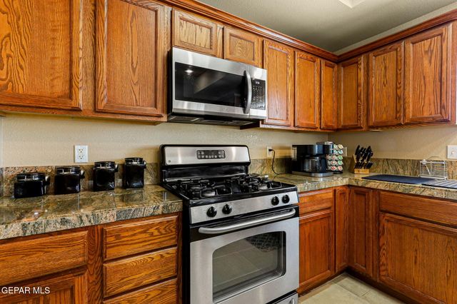 6310 FRANKLIN CREST Drive, El Paso, TX 79912