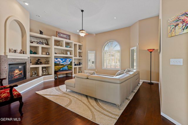 6310 FRANKLIN CREST Drive, El Paso, TX 79912