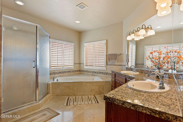 6310 FRANKLIN CREST Drive, El Paso, TX 79912