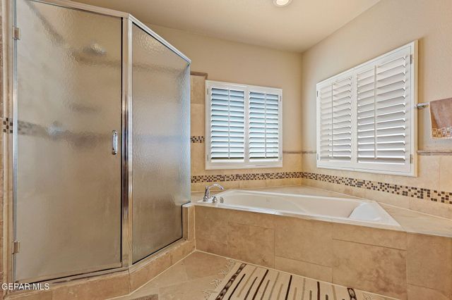 6310 FRANKLIN CREST Drive, El Paso, TX 79912