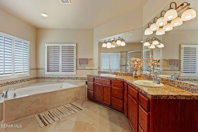 6310 FRANKLIN CREST Drive, El Paso, TX 79912