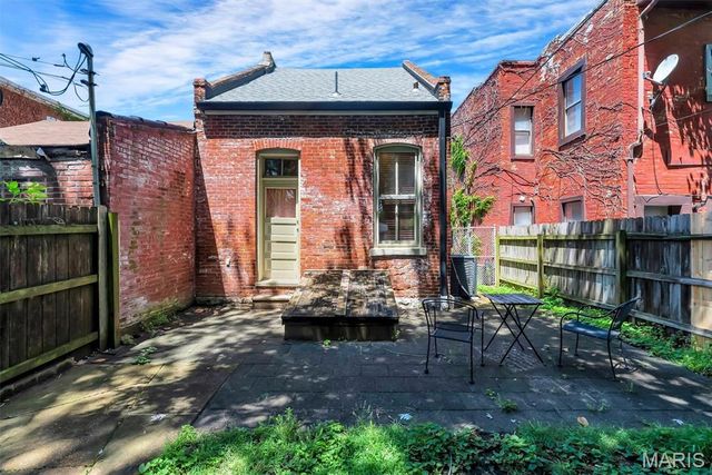 2618 Missouri Avenue, St Louis, MO 63118