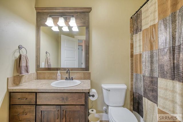 6349 Tower Castle Loop, Ammon, ID 83406