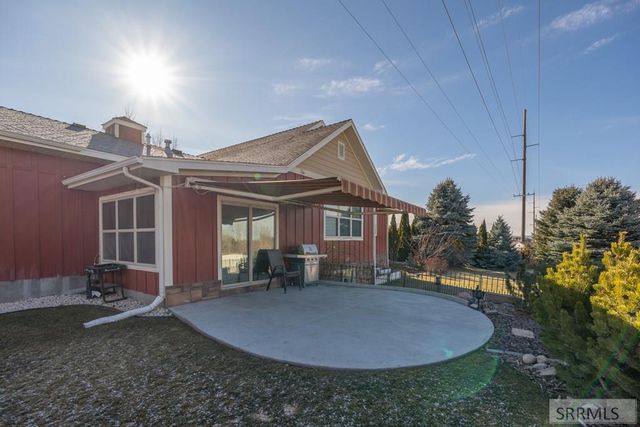 6349 Tower Castle Loop, Ammon, ID 83406
