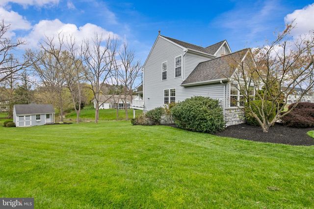 2532 KNOB HILL RD, York, PA 17403