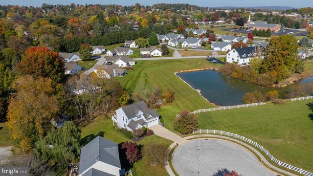 2532 KNOB HILL RD, York, PA 17403