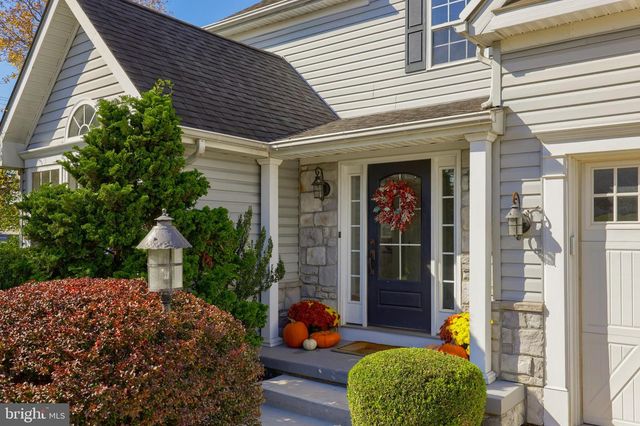 2532 KNOB HILL RD, York, PA 17403
