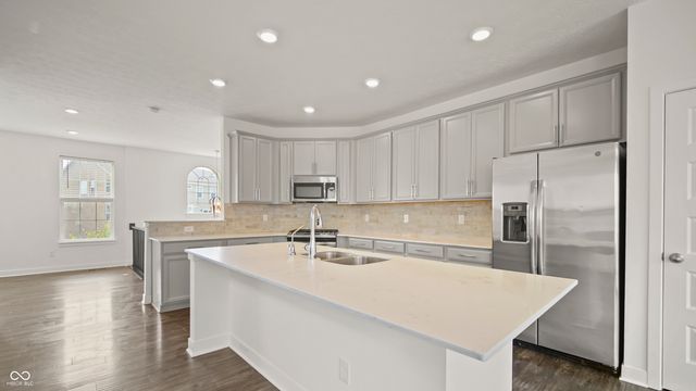 7257 Zanesville Road, Carmel, IN 46033