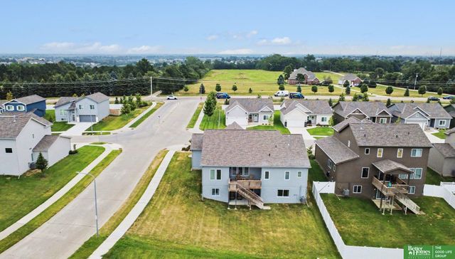 6420 N 168th Avenue, Omaha, NE 68116