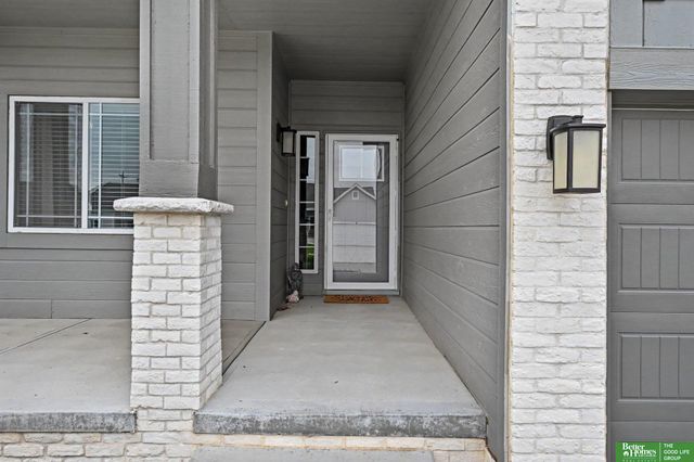 6420 N 168th Avenue, Omaha, NE 68116