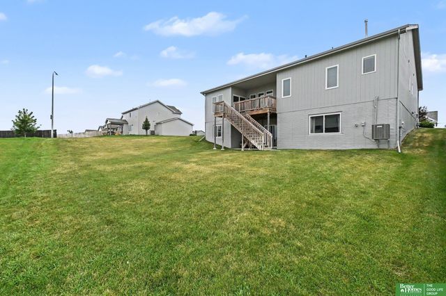 6420 N 168th Avenue, Omaha, NE 68116
