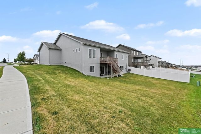 6420 N 168th Avenue, Omaha, NE 68116