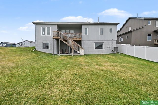 6420 N 168th Avenue, Omaha, NE 68116
