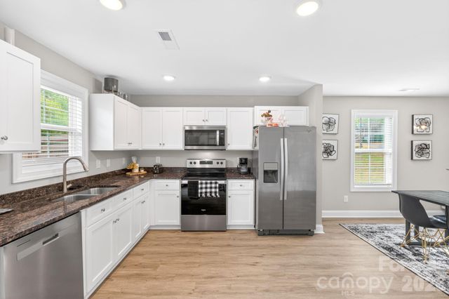 600 W 8th Street, Kannapolis, NC 28081