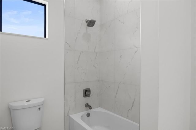 2810 NW 19th AVE, Cape Coral, FL 33993