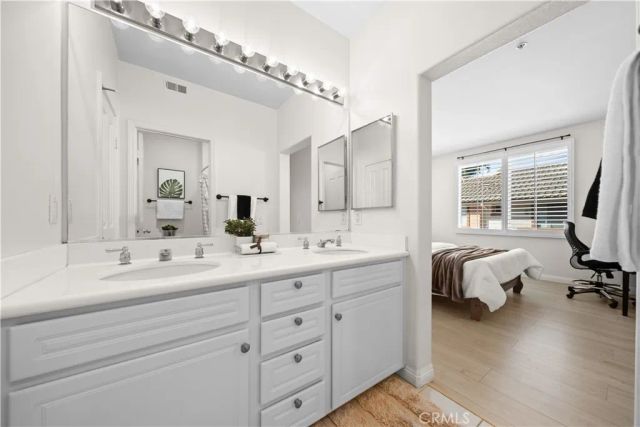 900 Solvay Aisle, Irvine, CA 92606