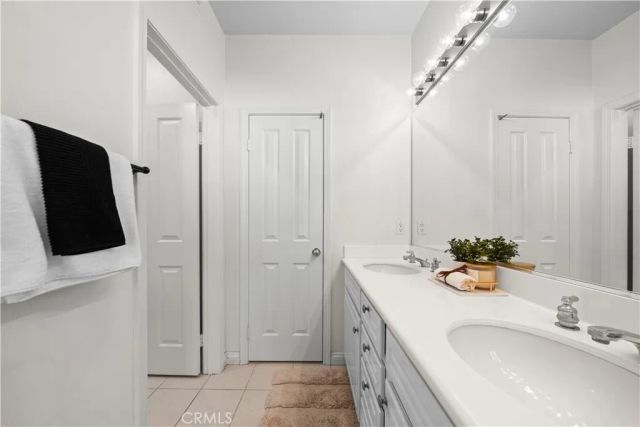 900 Solvay Aisle, Irvine, CA 92606