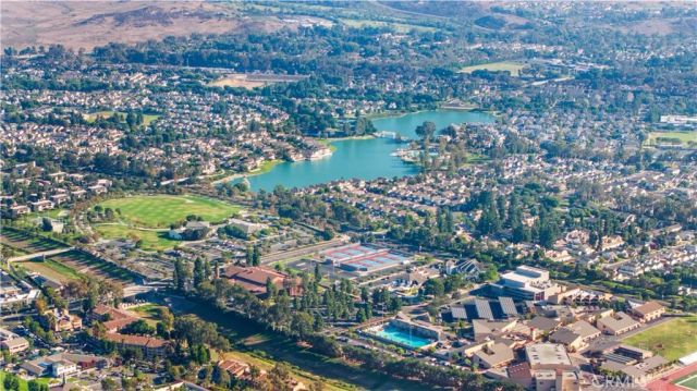 900 Solvay Aisle, Irvine, CA 92606