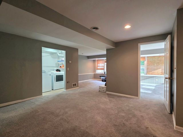 132 W 4th Avenue, New Lenox, IL 60451