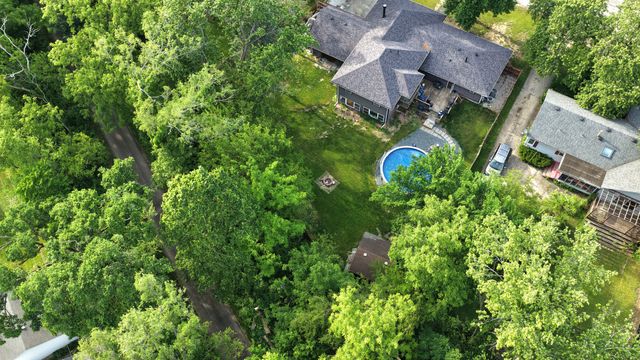 132 W 4th Avenue, New Lenox, IL 60451