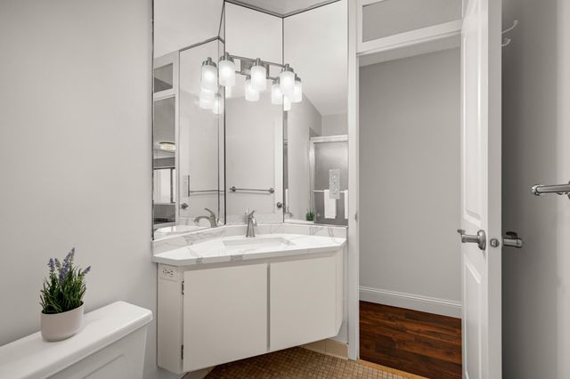 19 S 1st Street B1904, Minneapolis, MN 55401