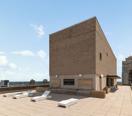 19 S 1st Street B1904, Minneapolis, MN 55401