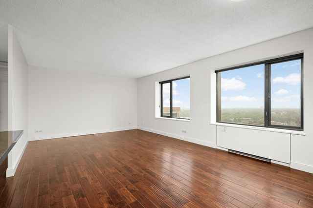 19 S 1st Street B1904, Minneapolis, MN 55401