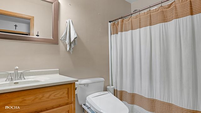 2050 Wheatfield Drive, Romeoville, IL 60446