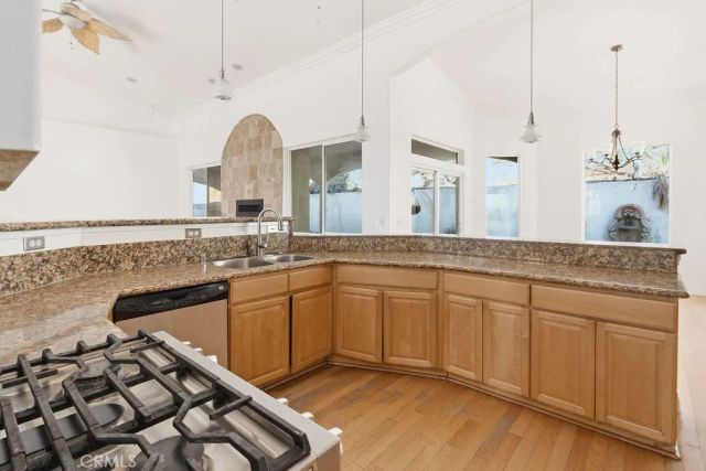 17788 Buckthorn Avenue, Hesperia, CA 92345