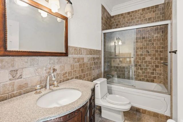 17788 Buckthorn Avenue, Hesperia, CA 92345