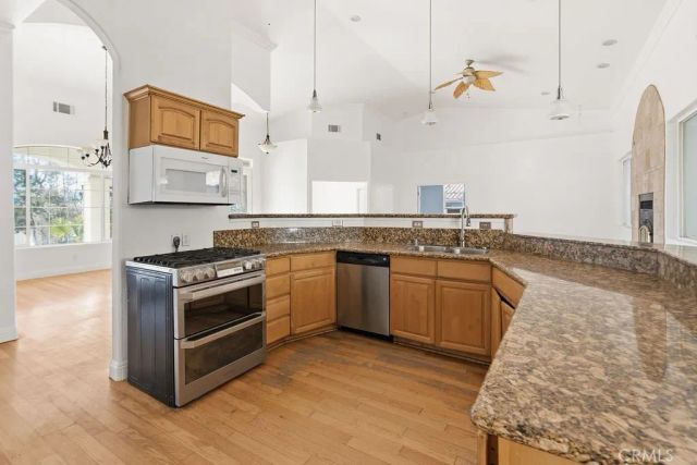 17788 Buckthorn Avenue, Hesperia, CA 92345