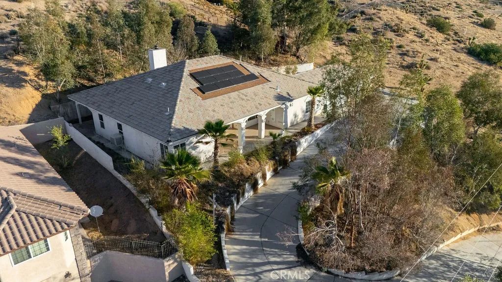 17788 Buckthorn Avenue, Hesperia, CA 92345