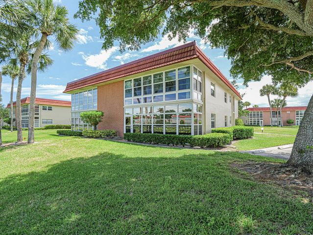 85 Crooked Tree Lane 207, Vero Beach, FL 32962